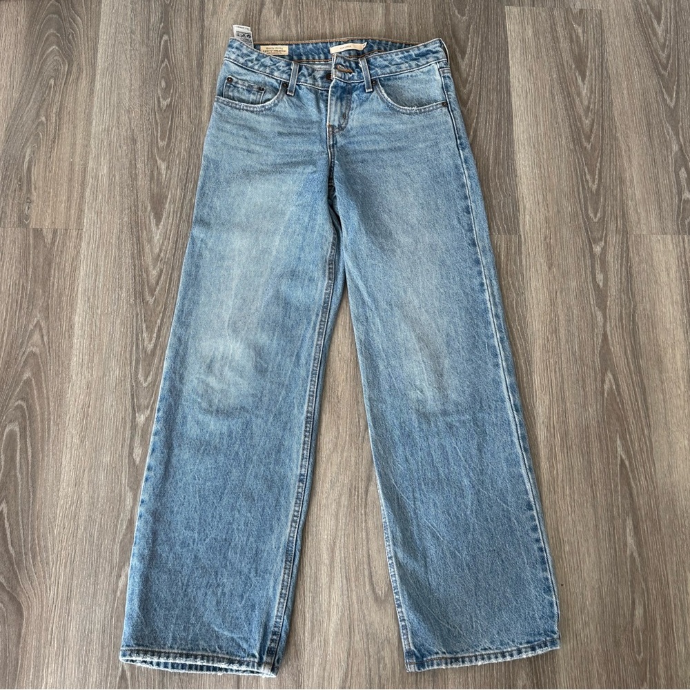 Levi’s low loose jeans